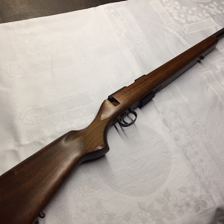 Hola

Pongo mi 455 varmint a la venta. Al estar guiado en "D" ( rifle ), y la misma es del 17Hmr, 00