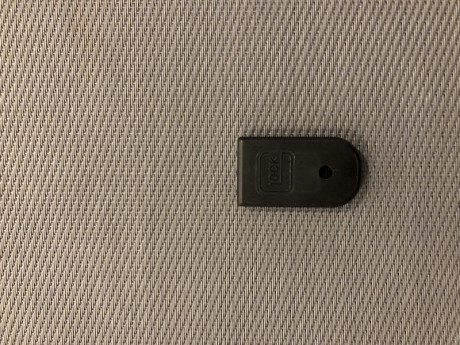 EN VENTA LOS SIGUIENTES ACCESORIOS PARA GLOCK 43. SE ENCUENTRAN EN MADRID

 1 CARGADOR ORIGINAL  CON TAPA 01