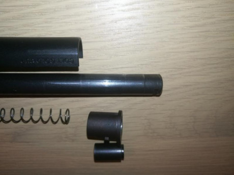Se vende hk usp standar 9mm, con dos cargadores. En buen estado. Tiene pocas tiradas ya que fue un capricho. 20