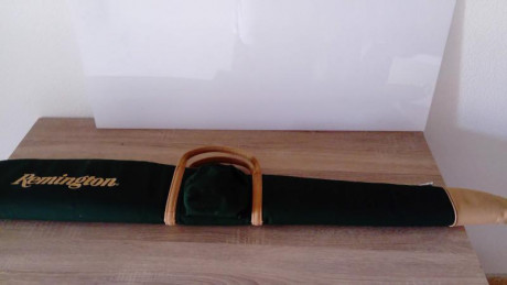 A las buenas:

Vendo dos fundas Brownig para fusil

Una 138 mm.30€

Otra 122mm.25€

Mas portes. 01