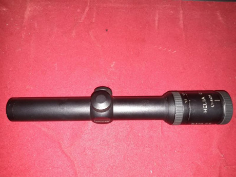 Visor de batida Kahles Helia C 1,1-4x24,  está en perfectas condiciones sin roces ni golpes.
Se encuentra 10
