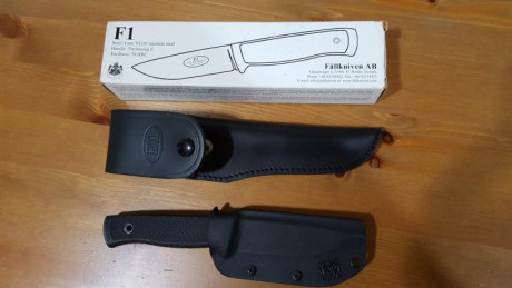 Fallkniven F1, nuevo sin uso, pero tiene algunos arañazos de guardarlo en una funda de plástico. He aumentado 02