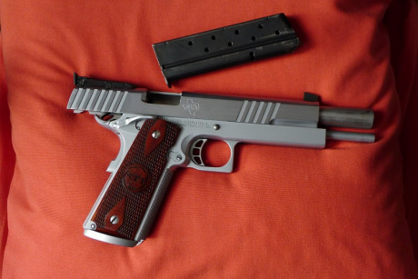 Buenos días.
Pongo en venta mi  STI Target Master . Poco de que decir sobre esta pistola, 6 pulgadas, 01