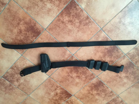 Vendo funda safariland 7377 level II, valida para pistolas Glock 17, 22, 34, 35, y también la 19 y 23
Incluye 00