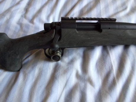 Vendo reminton tactical de cañon de 42cm rosca en la punta extras carrill picantilli orijinal 20 moas 30