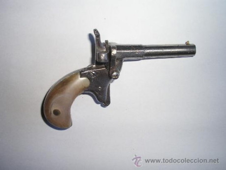 hola, estoy buscando una pistola de esas que llaman de ciclista o espantaperros como la de la foto, tengo 00