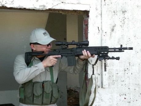 Como actualizar y mejorar un arma antigua para que siga siendo util. Creo que lo primero que hay que hacer 120