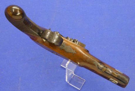 Voy a colocar unas fotos de un arma larga alemana de llave de mecha del siglo XVI. 91
