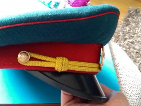 Gorra de plato Soviética. 30€ gastos de envío incluidos. En Valladolid. 01
