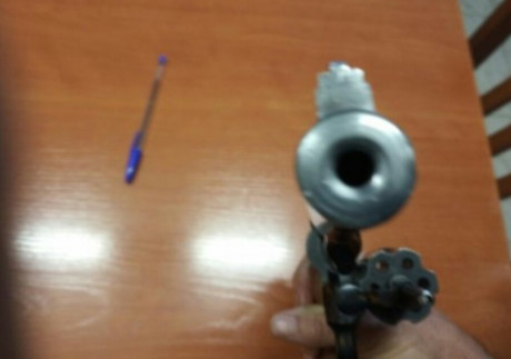 Revolver calibre 22lr buen estado agrupaciones buenisimas 123€el arma esta en prv de huesca 10