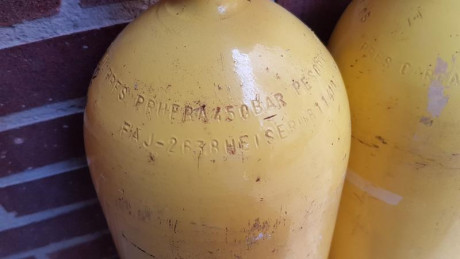Un amigo que no domina la informática me pide que le anuncie esto:

Tengo que dejar el tiro por lesión 80