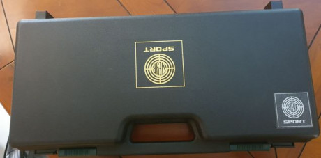   PISTOLA STEYR EVO 10   

  - disparador mecánico
-  8 compensadores
- Mira delantera y trasera giratoria 00