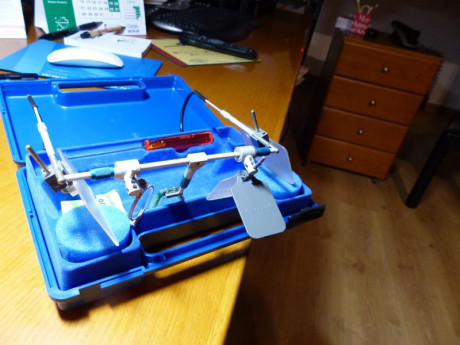 VENDO GAFAS DE TIRO OLIMPICO CHAMPION.
PERFECTO ESTADO PRACTICAMENTE NUEVAS, CON TODOS SU APLIQUES.
GRACIAS 00