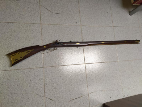 Por falta de uso vendo este magnífico rifle.
300€ + portes 01