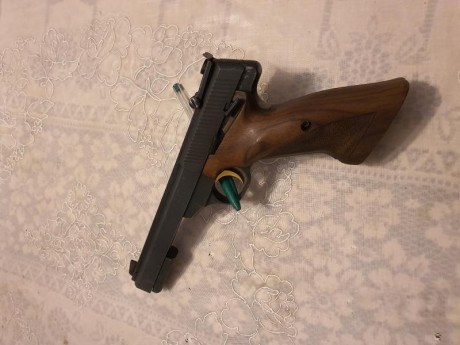 :tanque^: Se vende FN Browning Internacional 
Tiene muy buena precisión y pido 
100 e 02