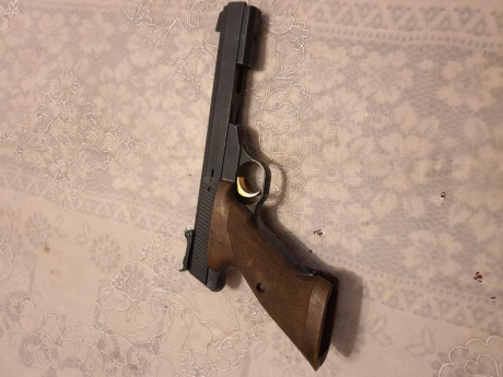 :tanque^: Se vende FN Browning Internacional 
Tiene muy buena precisión y pido 
100 e 01