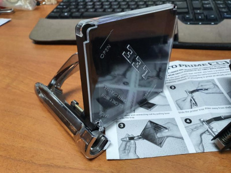 Vendo empistonador manual Lee con shell holder del 9mm, y martillo de inercia.
  45 € . Puesto en casa. 02