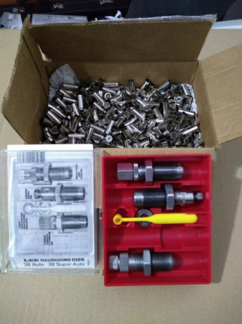 "RESERVADA"  pistola Colt  MK-IV en cal. 38 super auto.
Su estado es excelente, se incluye dos 00