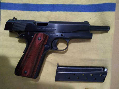 "RESERVADA"  pistola Colt  MK-IV en cal. 38 super auto.
Su estado es excelente, se incluye dos 10