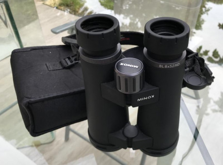 Se ofrece magnifico prismático MINOX BL 8x52 HD  de alta resolucion, mande un Germany , estado como nuevo.
Por 02