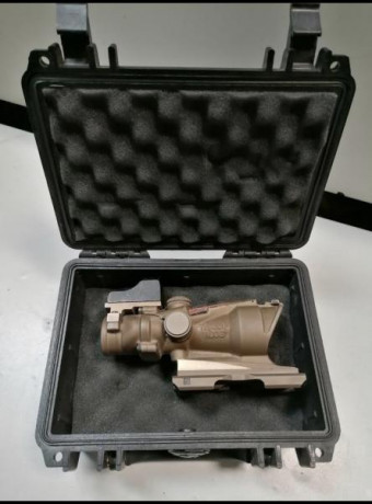 Se vende, tiene señales de uso pero está en perfecto estado. Especificaciones militares,es un pre series 02