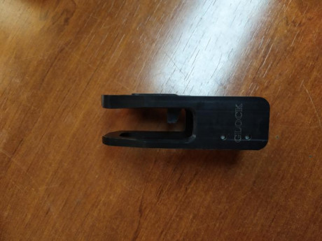 Vendo casette doble alpha para glock. No se a usado. 
Esta en Alicante 40€ portes incluidos. 00