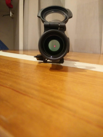 Aimpoint h30L com tapas abatibles 430€. 02