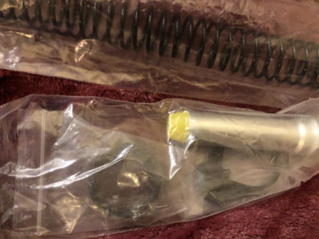 En estado NUEVO. Funciona y encaja perfectamente, procedente de un proyecto que al final no llevé a cabo.
Incluye 01