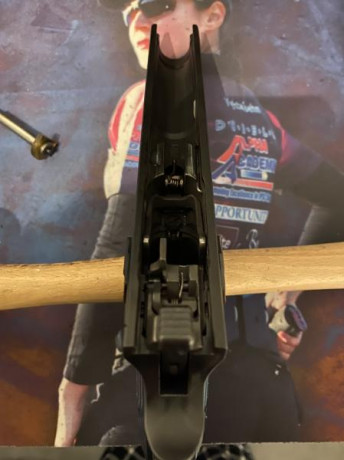 Hola Muy buenas,
Pues eso vendo mi CZ Shadow 2, por cambio de división. El arma esta afinada solo de muelles, 12