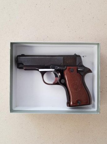 Pistola marca Star , modelo DKL Starfire , calibre 9mm/380 (9 corto).
Para licencia A o B.
150 € más portes 01