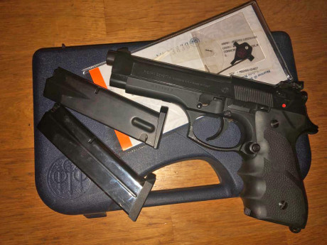 VENDIDA
Hola! vendo Beretta 92F (por cambio de categoría) con kit del 22. 
El kit de 9 mm lleva 2 cargadores 02
