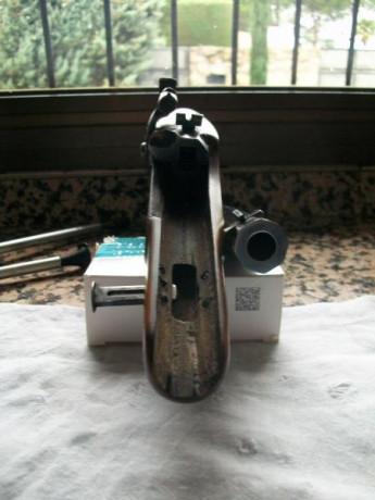 En Madrid, vendo pistola Galand de ARSA, calibre 41, impecable estado, con certificado del Banco de Pruebas 00