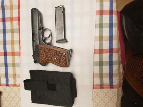 Ando buscando una compacta para porte oculto. P365, Glock 43, mp9 shield.... si vendéis alguno alguna 30