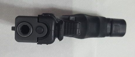 Vendo rail picatinny/weaver Recover de polímero, para Glock 19 de 1ª o 2ª generación, completamente nuevo.

El 12