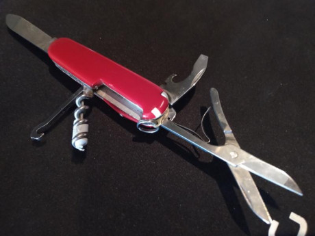Vendo por 70€ o cambio por piezas AITOR o cuchillos de otras marcas tipo cudeman,esee,ka-bar...

-Atiendo 02