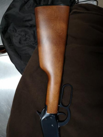 Vendo mi rifle palanquero en un estado excepcional. Es un modelo histórico con una estética que nos hace 10