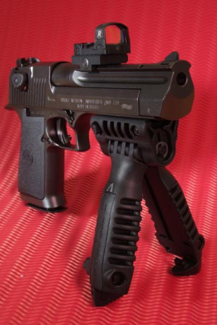 Vendo visor de punto rojo   REDFIELD Accelerator   En perfecto estado, con su caja, útiles y manual de 02