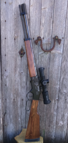 Bueno, para animar el foro un poco, propongo colgar fotos de dianas y arma usada para ello, pudiendo ser 00