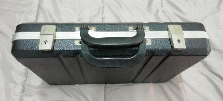 VENDO maletín para guarda y transporte de armas cortas, marca HOPPE´S, robusto y ligero ABS, cerraduras 01