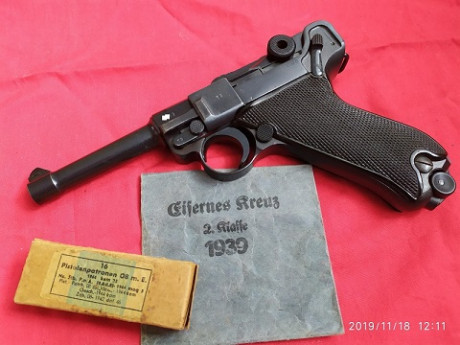 Muy buenas.
Vendo Luger "viuda negra", en libro, activa.
Estas Luger de final de producción 00