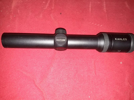 Visor de batida Kahles Helia C 1,1-4x24, está en perfectas condiciones sin roces ni golpes.
Óptica perfecta
Se 00