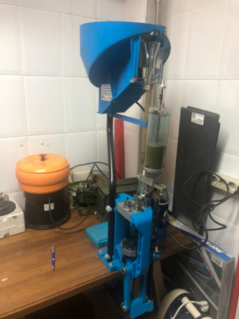 Saludos compañeros del foro.
Un amigo que esta dejando parcialmente el tiro me ha pedido que le anuncie 02