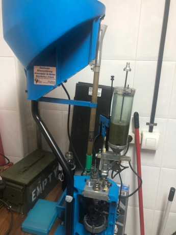 Saludos compañeros del foro.
Un amigo que esta dejando parcialmente el tiro me ha pedido que le anuncie 00