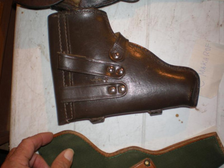 Pues eso vendo estas fundas, también lo pondré en el apartado de accesorios

La n 1 militar 15 euros
La 10