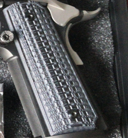 Cachas G10 para 1911 sin usar.Precio 35€

 64F5F29E-D072-4346-B308-CA0CA4806AC4.jpeg  00