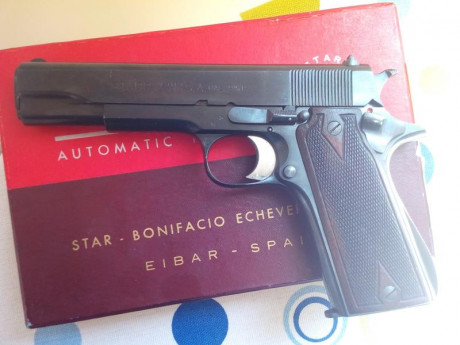 Vendo pistola Star B calibre 9Pb en un estado casi perfecto, las fotos lo dicen todo, poco puedo decir 02