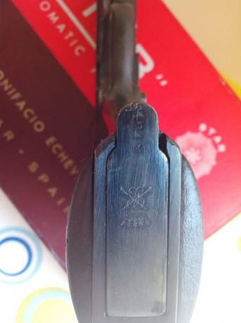 Vendo pistola Star B calibre 9Pb en un estado casi perfecto, las fotos lo dicen todo, poco puedo decir 10