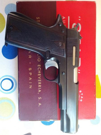 Vendo pistola Star B calibre 9Pb en un estado casi perfecto, las fotos lo dicen todo, poco puedo decir 10