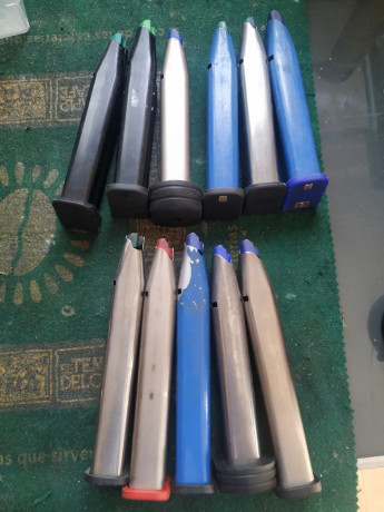 Buenas, pues estoy de limpieza y me voy a deshacer de varias cosas que no uso, es todo material de segunda 12