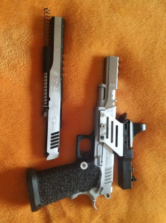 Vendo las siguientes armas:
--Star calibre 9l de las primeras unidades fabricadas para la guardia civil 01